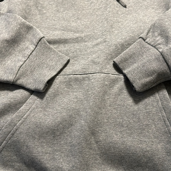 Men’s Puma Hoodie - Picture 4 of 5